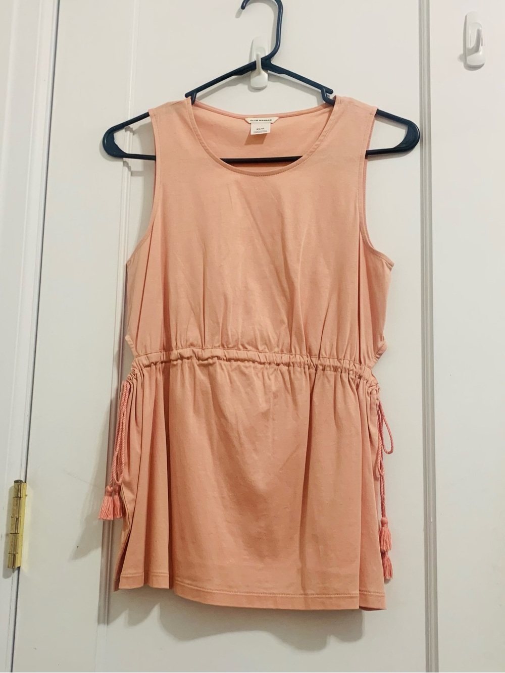 Club Monaco - Peach Sleeveless Drawstring Waist Tank